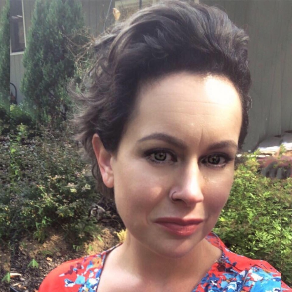 Meet your Posher, Stefanie